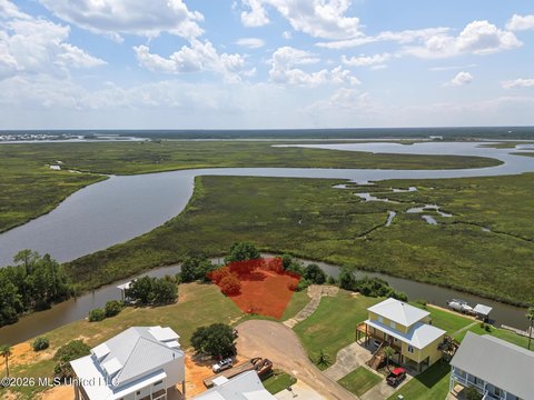 Waterfront Land Lot with Water Frontage