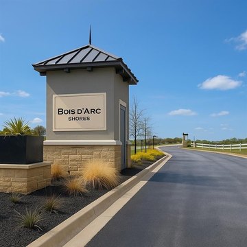 Lakefront Land in Dodd City