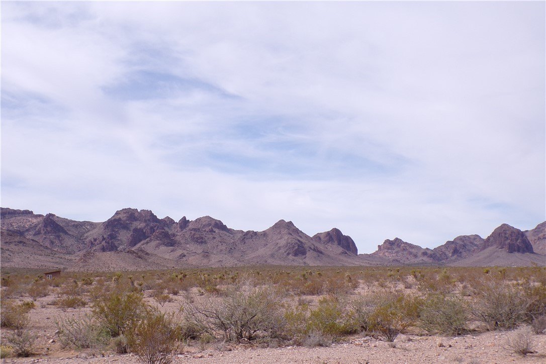 Golden Valley Land with Views