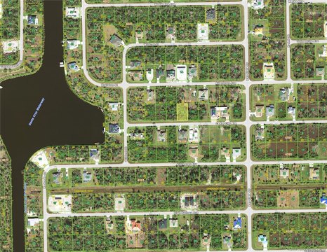 Interior Homesite with Boat Ramp Access