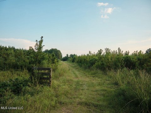 Turnkey Hunting and Fishing Paradise