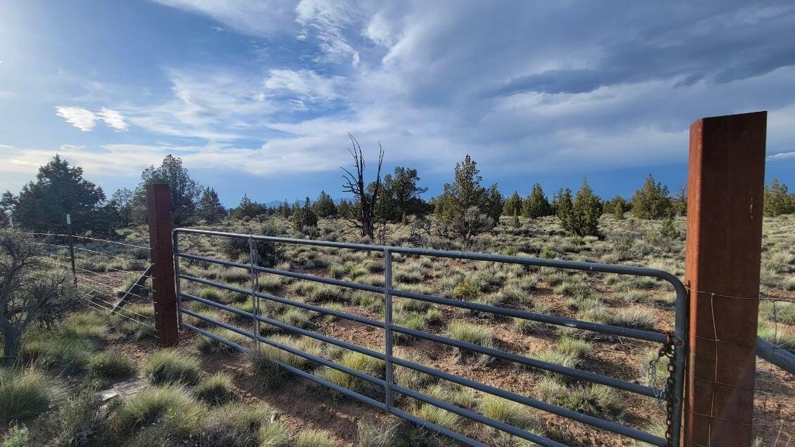 Buildable Fenced Land with Views