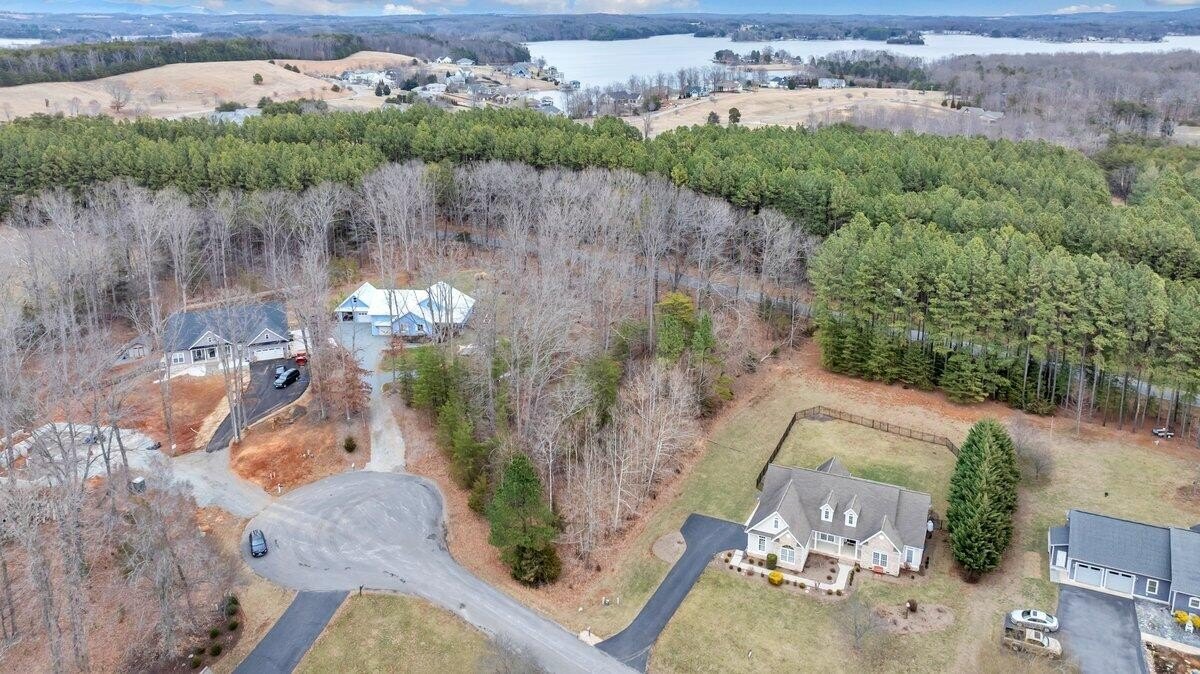 Moneta, VA Waterfront Homesite