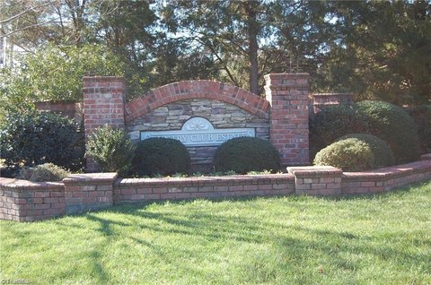 Residential Lot in Country Club