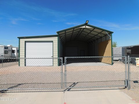 Improved Vacant Lot in Quartzsite