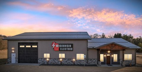 Versatile Commercial Building in Wisconsin