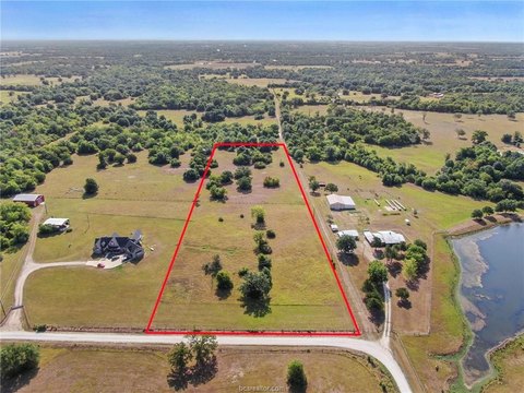 Iola, TX 10-Acre Land
