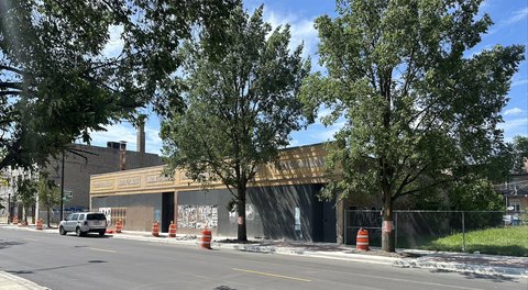 Bronzeville Retail Space with Parking
