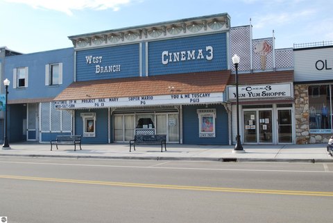 Mixed-Use Retail and Apartments