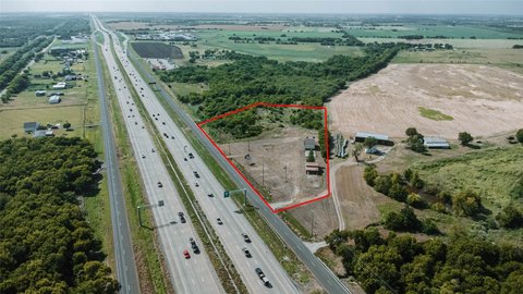Commercial Land on I-45 Service Road
