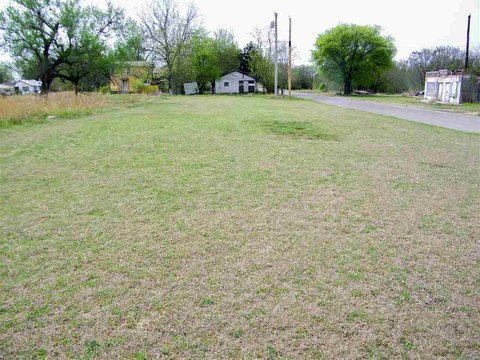 Corner Lot in Duncan, OK