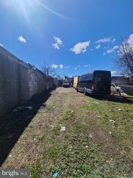 Land in Temple University Area