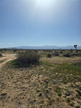 Lancaster Land with Mountain Views