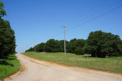 LAND - Chandler, OK