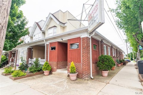 Allentown Restaurant with Attached Home