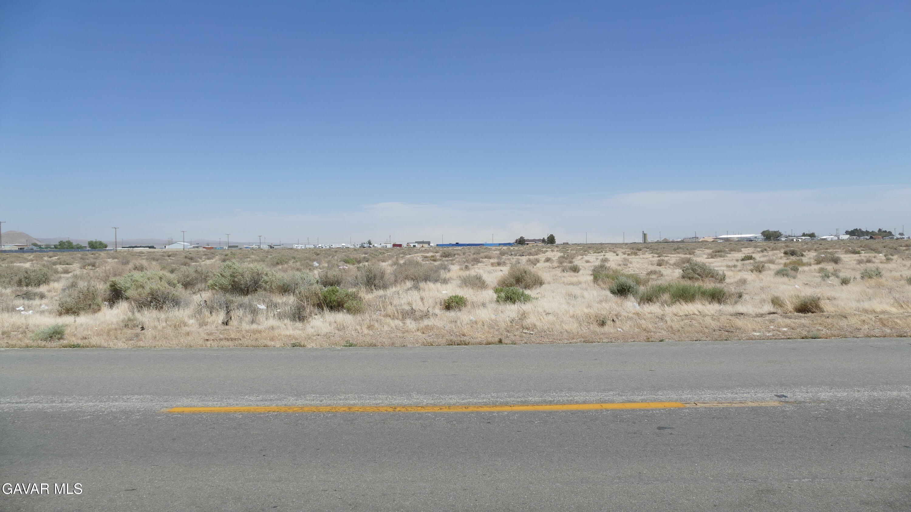 Rosamond Land with Great Potential