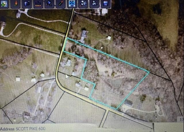 Land with Pond in Waddy