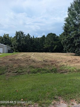 Land, Diamondhead, MS
