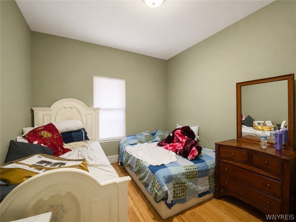Picture 11