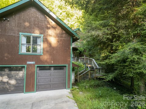 8.09-Acre Leicester Land