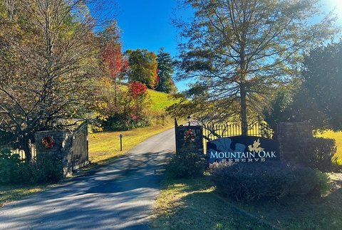 Two-Acre Wooded Lot in Murphy