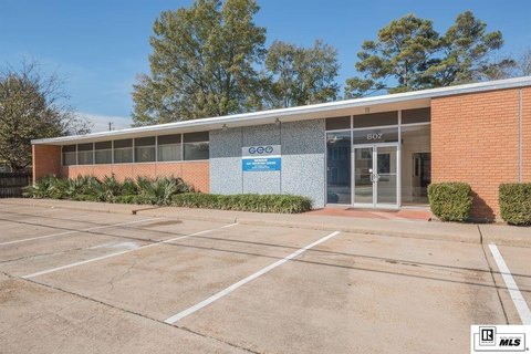 Corner Turnkey Professional Office
