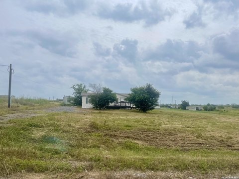 LAND - Seguin, TX