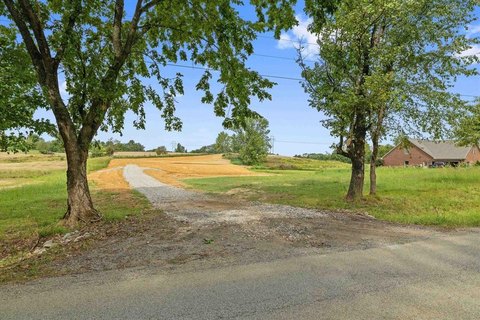 LAND, Owensboro, KY