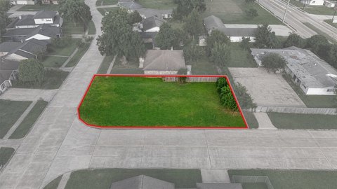 Land, Houston, TX