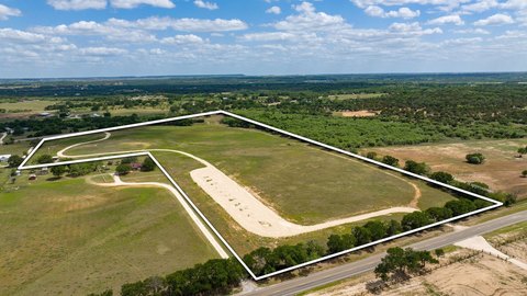 Vineyard Property with RV Sites