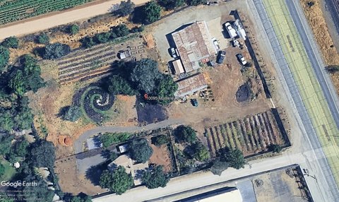 Fenced Flex Property with Warehouse