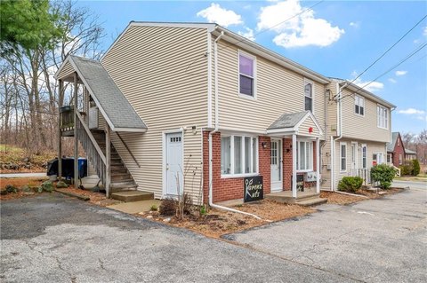 Mixed-Use 4-Unit Opportunity
