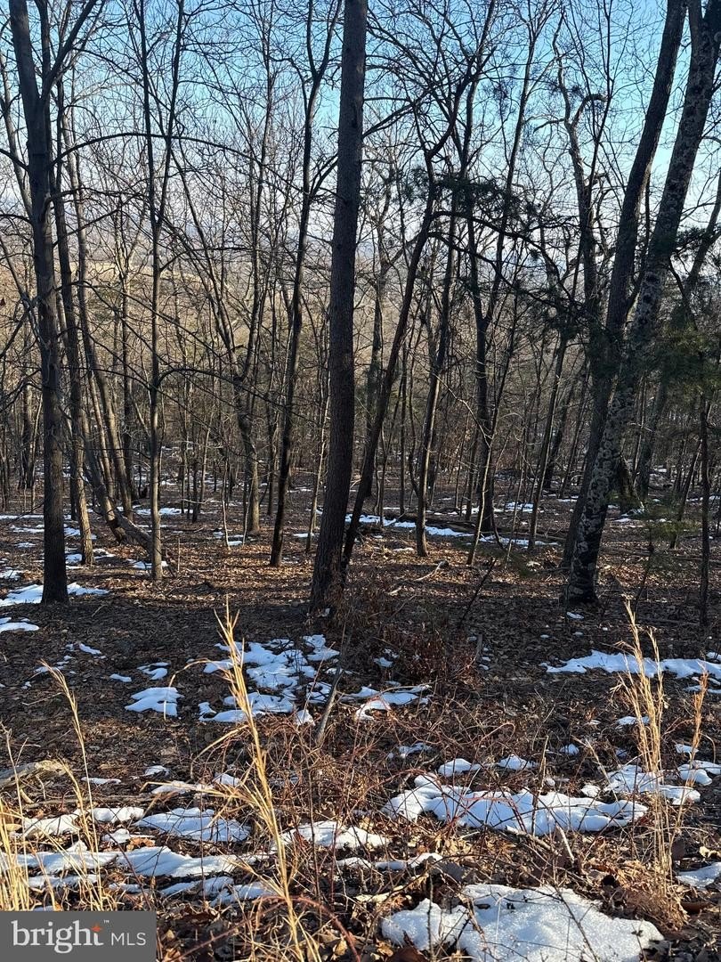 Land in Non-HOA Community