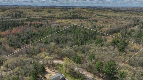 Wooded Buildable Acreage with Flat Terrain