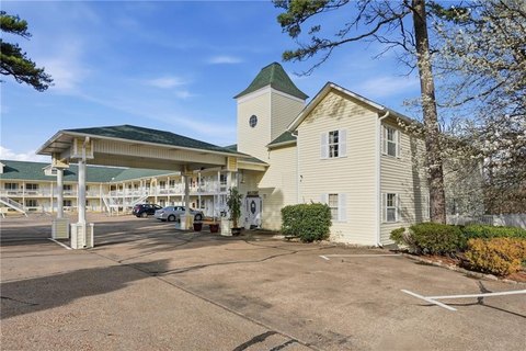 Eureka Springs Hotel For Sale