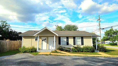 Bainbridge Commercial Property For Sale