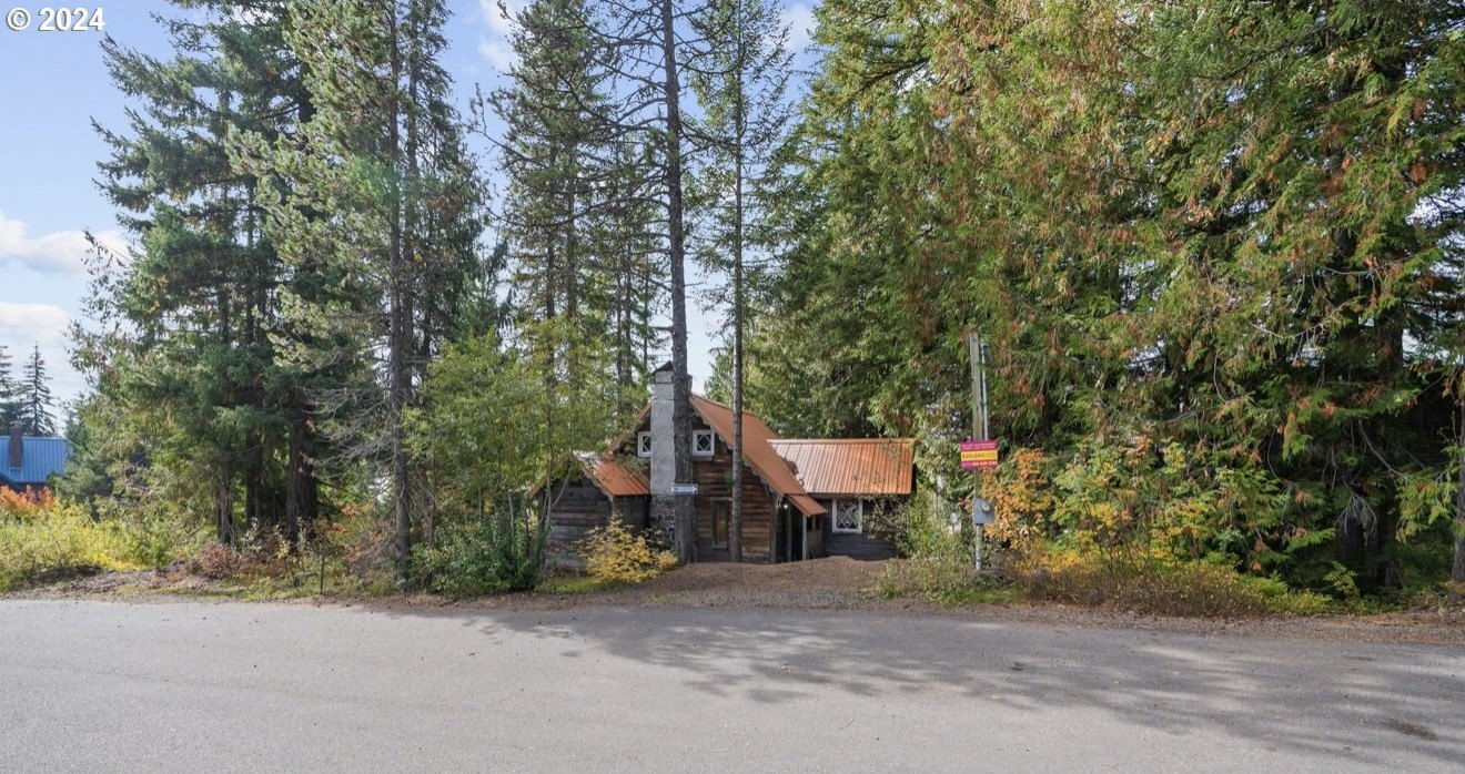 Charming Cabin in Government Camp