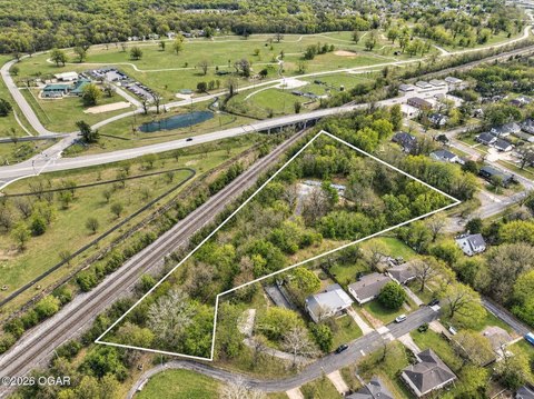 Land, Joplin, MO