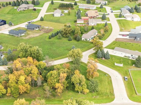 LAND, Estherville, IA