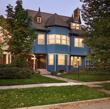 Renovated Duplex with Garage
