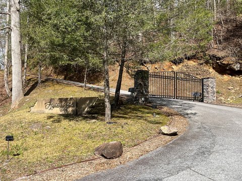 Highlands, NC 5.09 Acre Lot