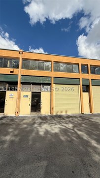 Industrial Warehouse Unit
