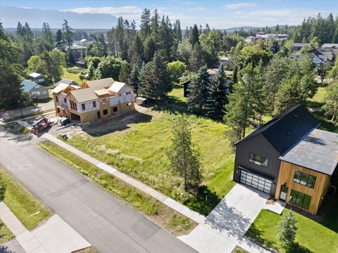 Whitefish Land: Prime Location