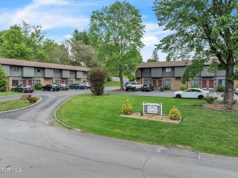 Kingsport Townhomes: Investment Opportunity