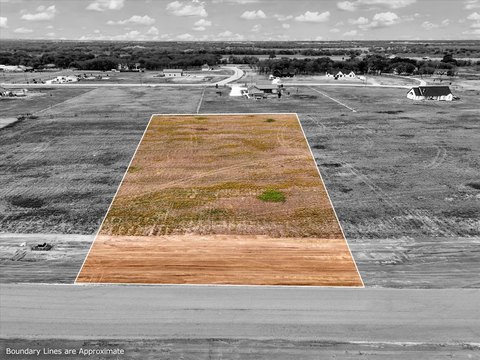 Residential Land in Elm Mott, TX