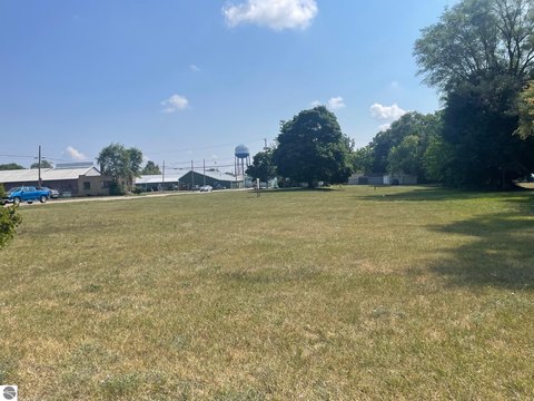 Vacant Commercial Land Parcel with Triple Frontage