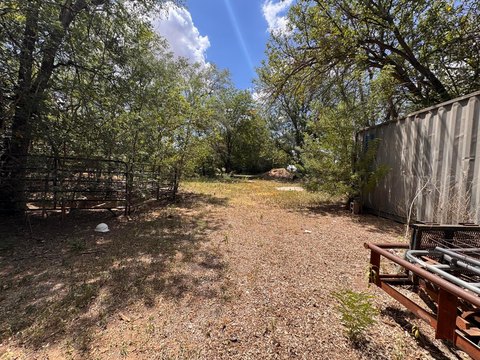 LAND - Stinnett, TX