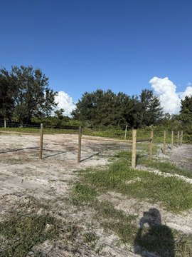 Land, Okeechobee, FL