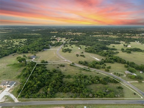 4.65-Acre Corner Home Lot Tract