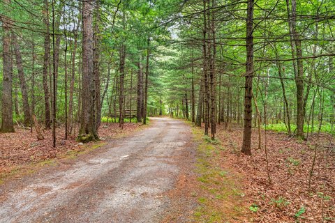 Land, Berkley, MA